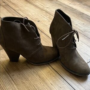 MIA Chocolate Lace-Up Heeled Boots